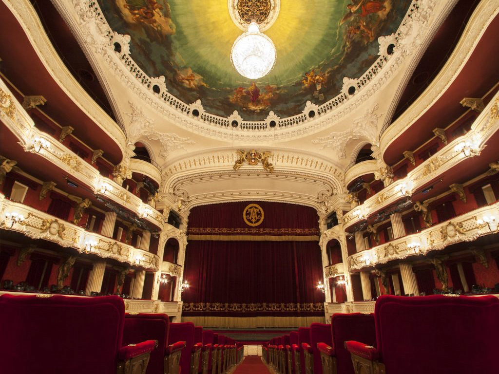 Dónde ver teatro en Santiago: 5 recomendaciones